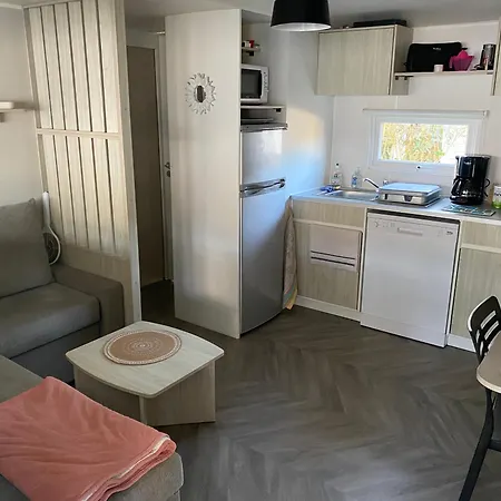 Des Dunes De Contis Üdülőpark